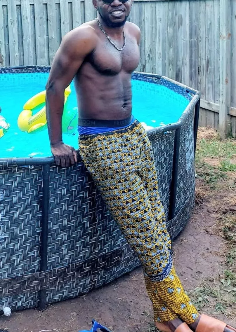 30M bull available for Friday night fun in Toronto and GTA posted by CleanCutBull