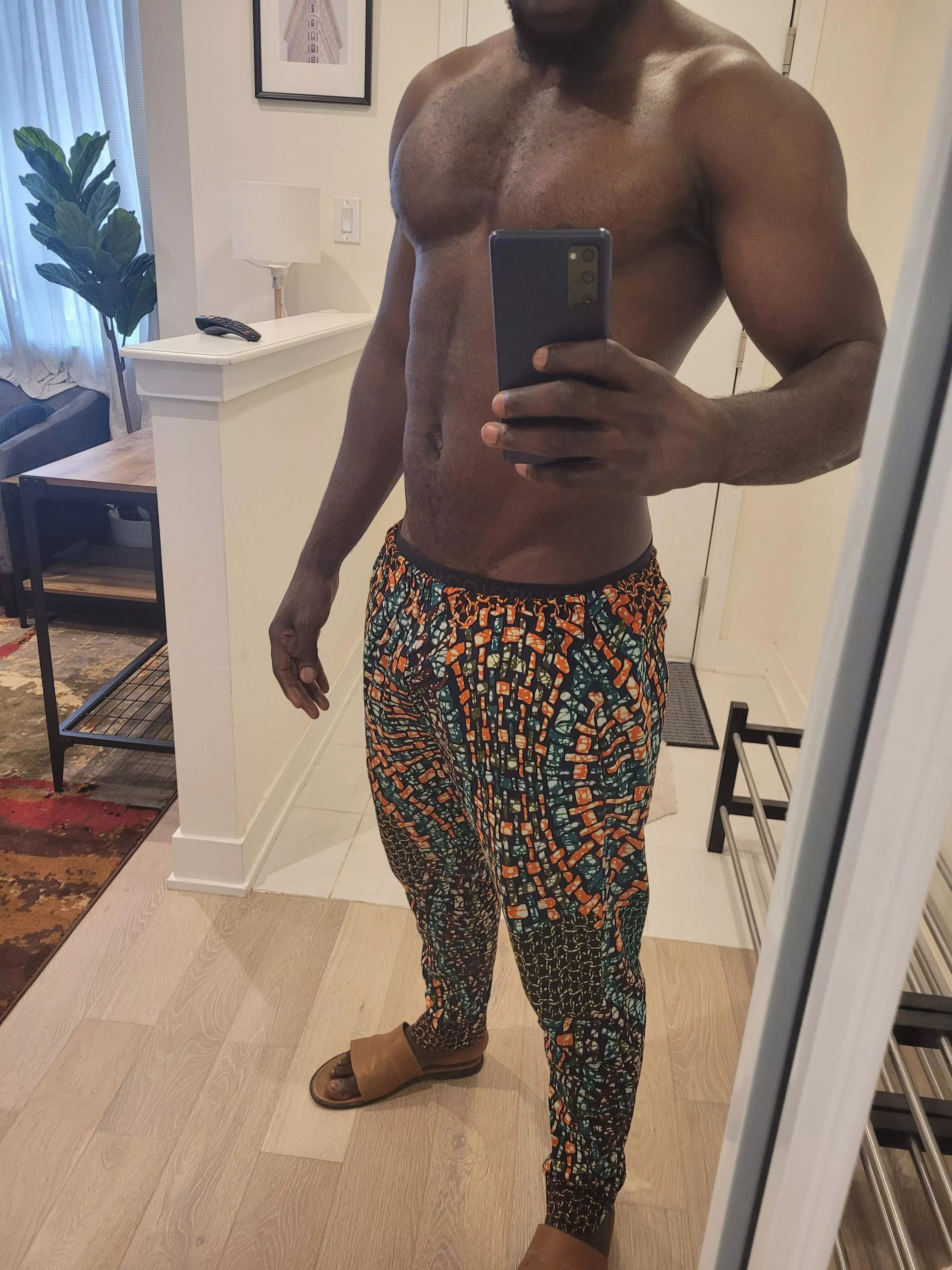 30M Toronto bull looking for a hotwife to have a discreet fun with this weekend posted by CleanCutBull