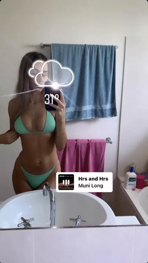 31 degrees cause she’s so hot by JamesJacobs95