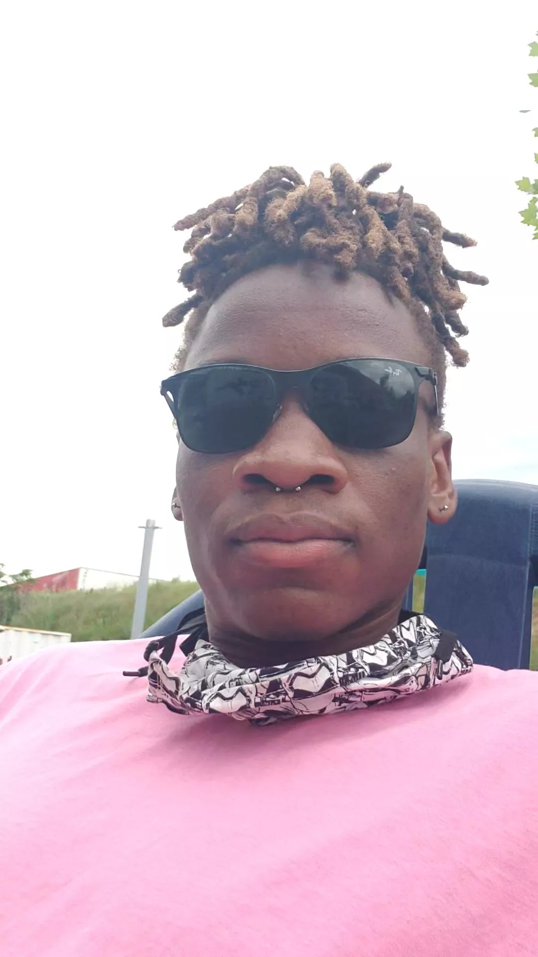 31 M heading to Nashville. SEPT 23-27. Willing to travel, for the right couple/individual. Always keeping it classy! posted by 88onfleek