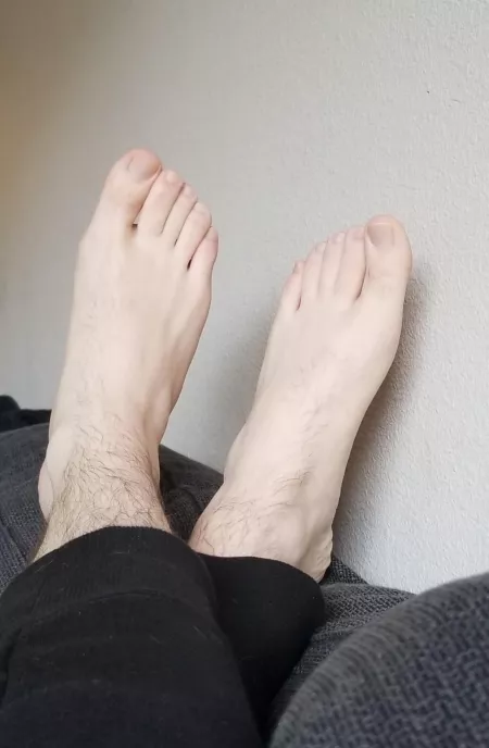 31 m - Wish I was getting into some mutual foot play by axentrig