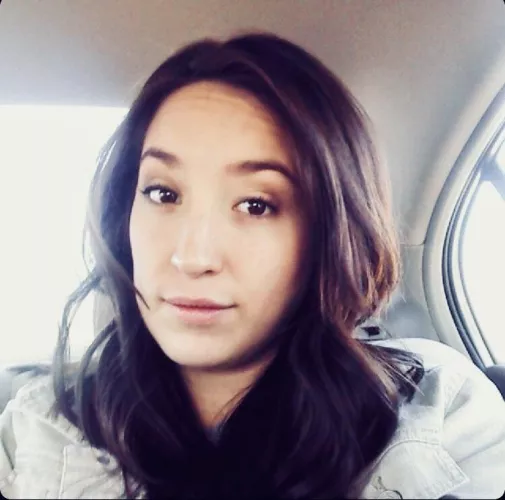 31F Love watching my wife get facials on her sexy face. by sti2019--