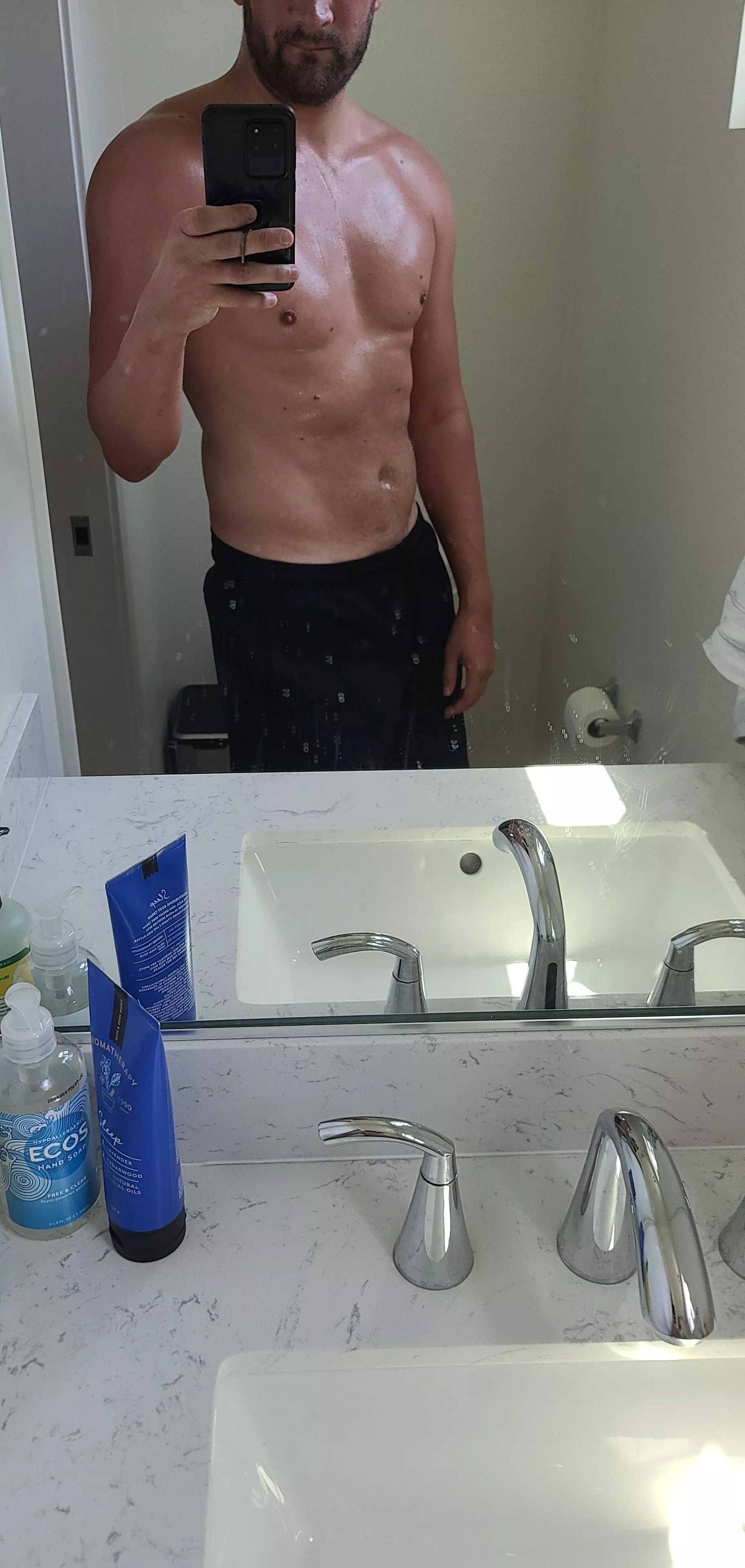 31M Bull looking for a post run workout hotwife for some additional cardio in San Diego 😉 posted by mainside52