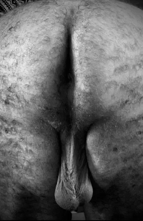 31m I can help keep you warm this winter 😈😉 by cfrrell1