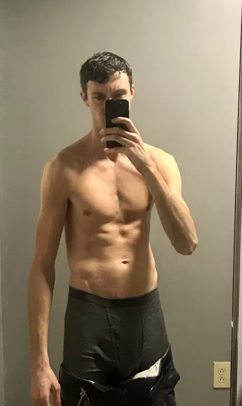 32. More pics on profile by Darkdreams2001