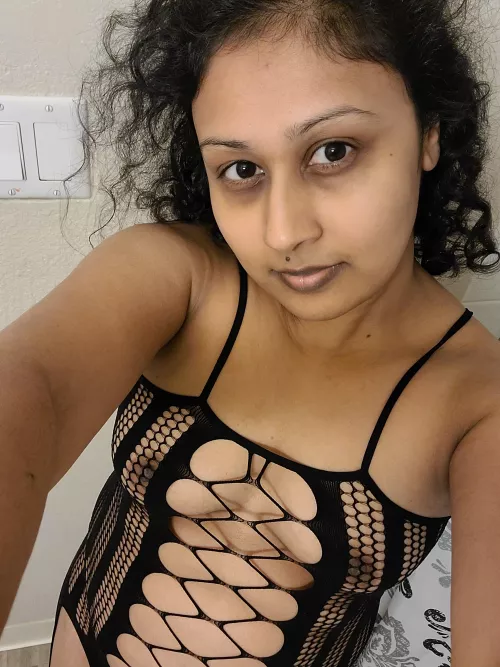 33 5'3 120lbs 3 kids by Swimming_Substance36