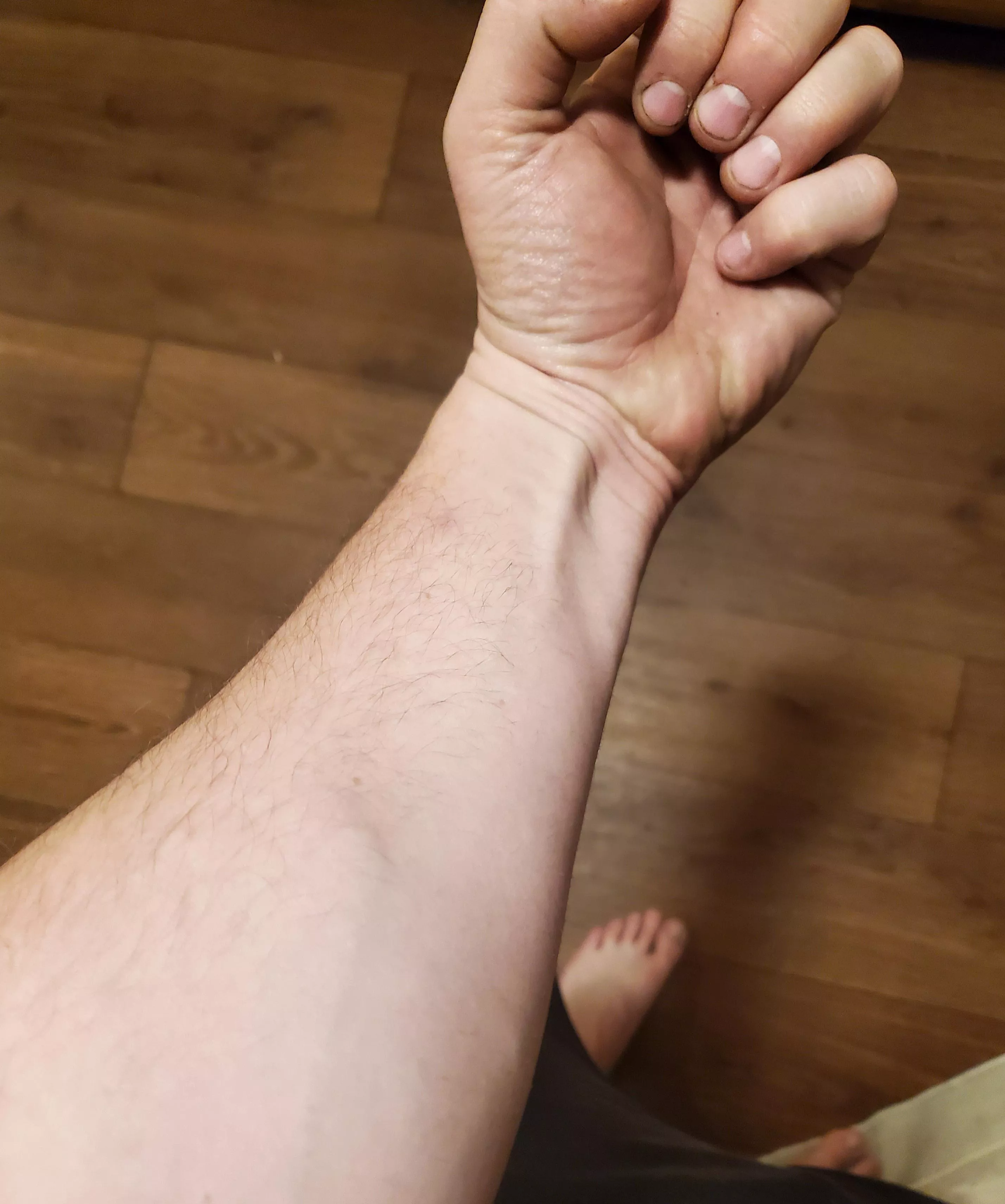 [33] farmboy forearm posted by ClydeGuy88