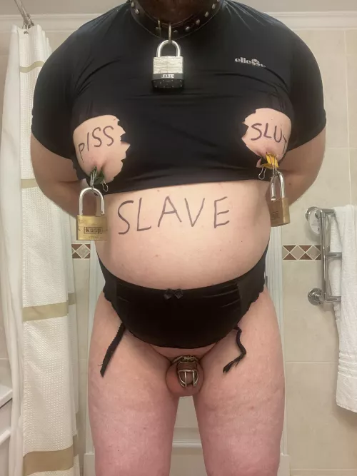 33 UK These heavy padlocks were a great investment 🔒❤️💄 by therisquebisque