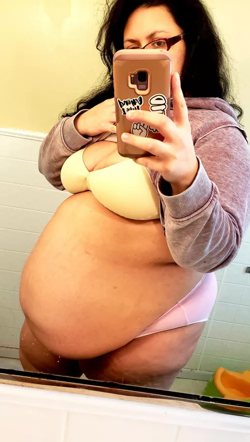 33 weeks and counting 😍 by All1love