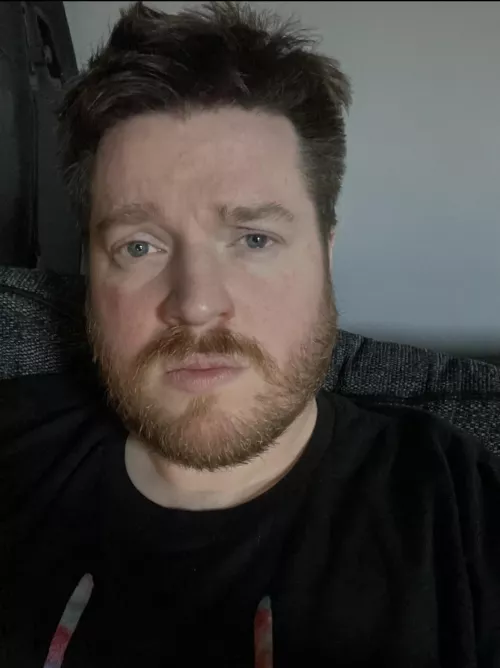 3:30am and the insomnia has set right in 🤦🏼‍♂️ send help… by GaddyCH