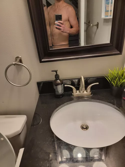 34 yo ex d1 athlete by Medium-Exit8607