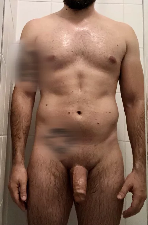 34,95,185 My very first post please be gentle by Hungarry