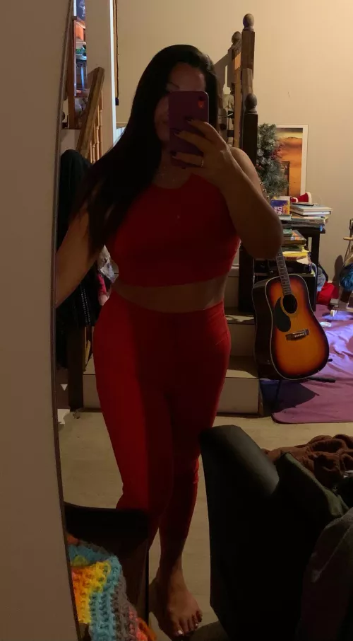 34f - wife and mom. Smash or pass? by SexyAngelinaSkye