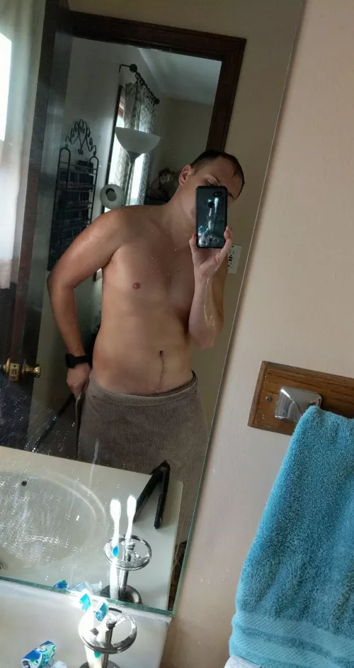 35 bi LEO masc bro looking for similar jerk buddy send Dm. by Leonick617