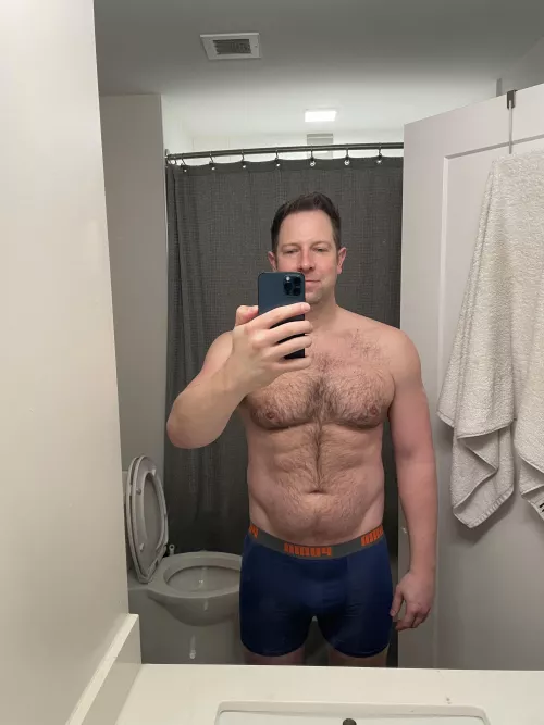 35 M, what do you think? by Peternorthfan