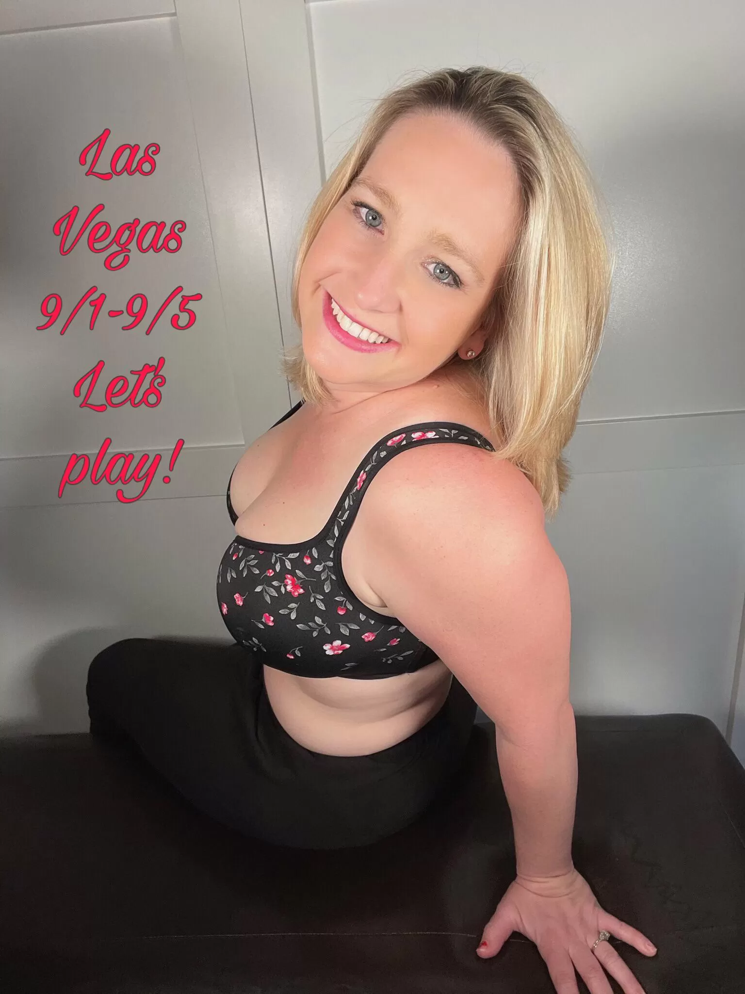 35/F hotwife seeking Vegas play friends 9/1-9/5 posted by LizMyth