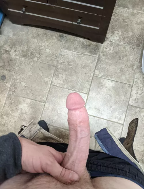 [36] at work and already needing a release by 19Zvz85