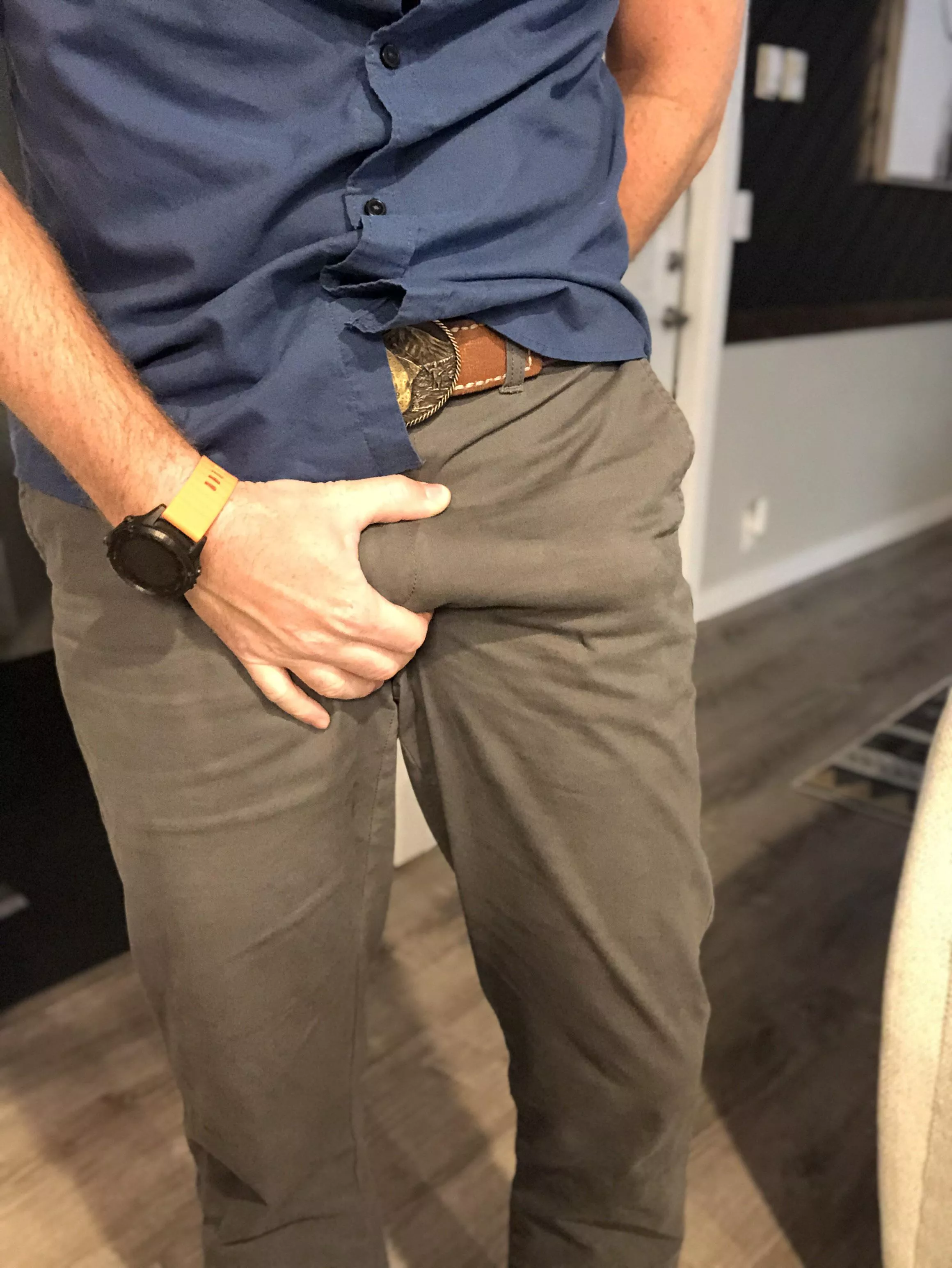 [36] casual Thursday and just home from work…I need help relaxing posted by DryVisit141