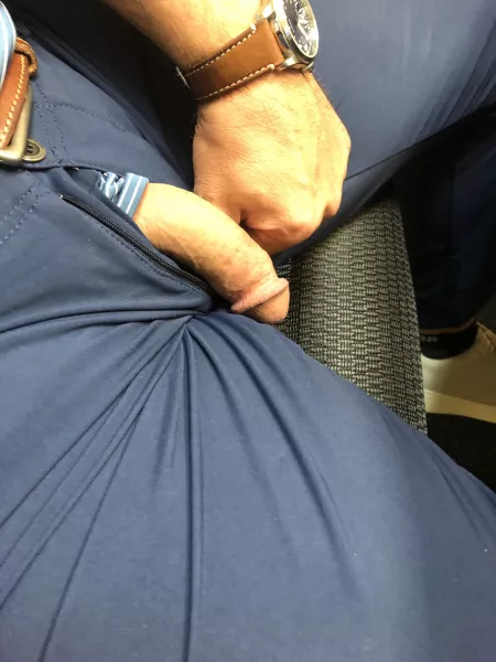 [36] come play with this while I’m trying to work by Throwawayzdwnrd2