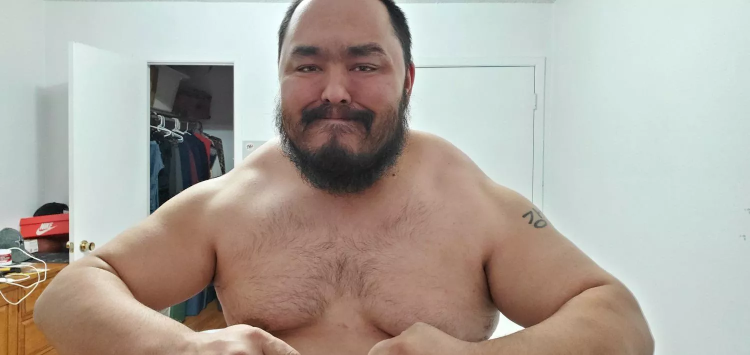 36m mixed Asian and white. How’s everyone’s Friday going so far? Do I look good enough? posted by bigdavid85