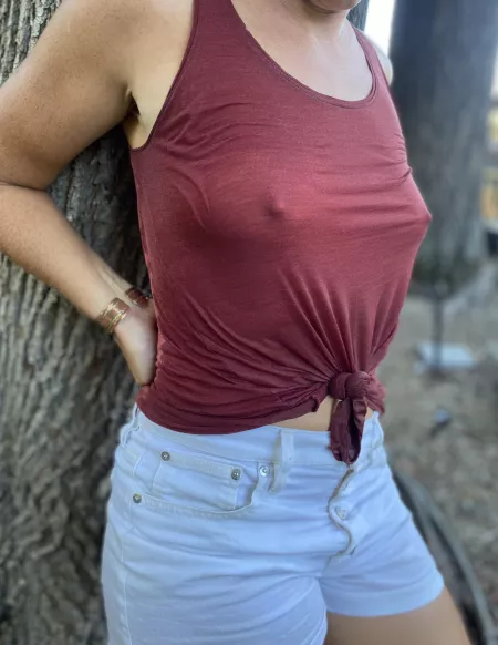 36yo milf and my biggest turn on is to tease (and please) you…. 😉 by Youll_neverknow