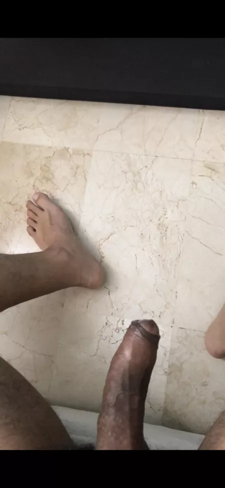 38 come lick between my toes and go all the way up to my chorizo by el_nicob