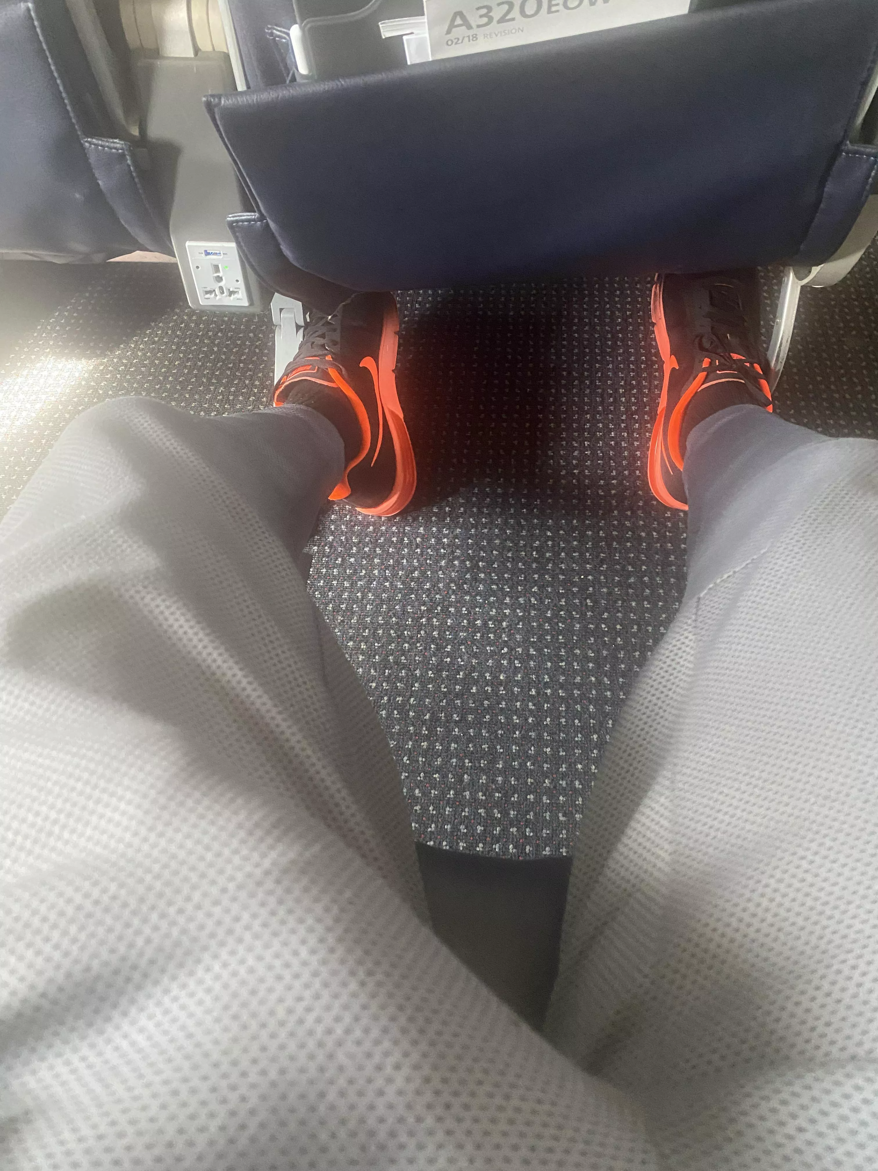 38 Experienced Bull For Hotwives or Unicorns Tampa, Orlando Area. 6’1” 02/08-02/11 posted by TribalBBC