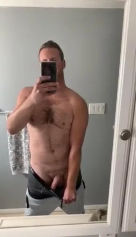 [38] I think I may need a little more assistance…..can anyone lend a hand? 😏 by Dreammaker614