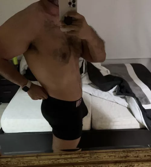 38m looking to trade and have fun, my snap is el_nicolasito2 by flirtynico