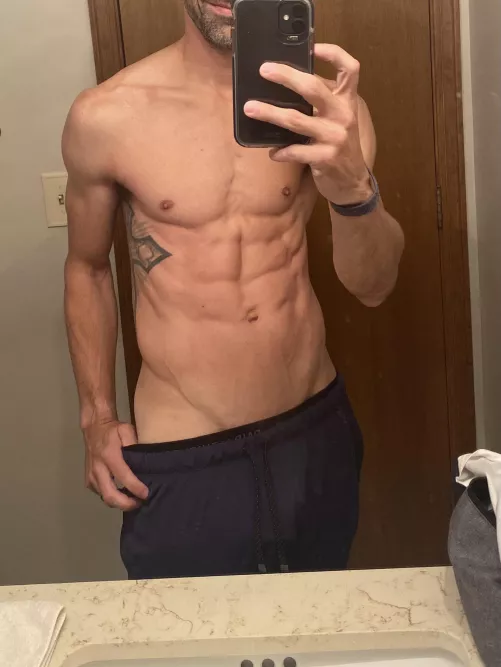 (39) Woke up needy. Anyone want to help?! by ontheterrace