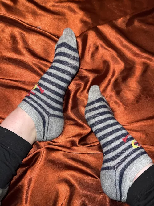 3rd day wearing these comfies. Wanna sniff? 😉 by Pumpkin_2003