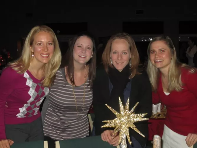 [4] Milfs, DM open by hnarr789