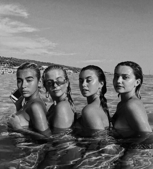 [4] topless at the beach by ImBicuriousGeorge