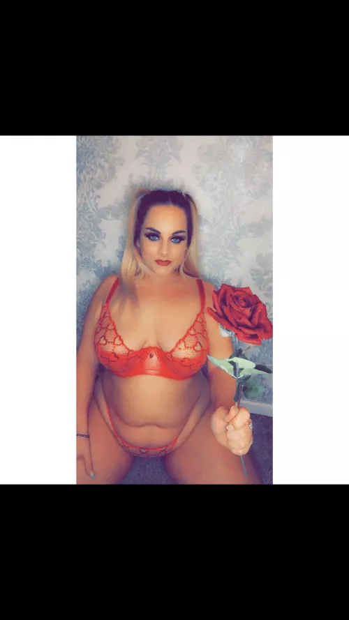 ♥️$4 VALENTINES SALE‼️NO PPV‼️💦 instant access to over 500+ photos and 90+ videos💦 naughty homemade content🥵💦 lots of nudity😉💦 love playing with my toys and stretching my tight bumhole🍑💦 by _lyds_grace