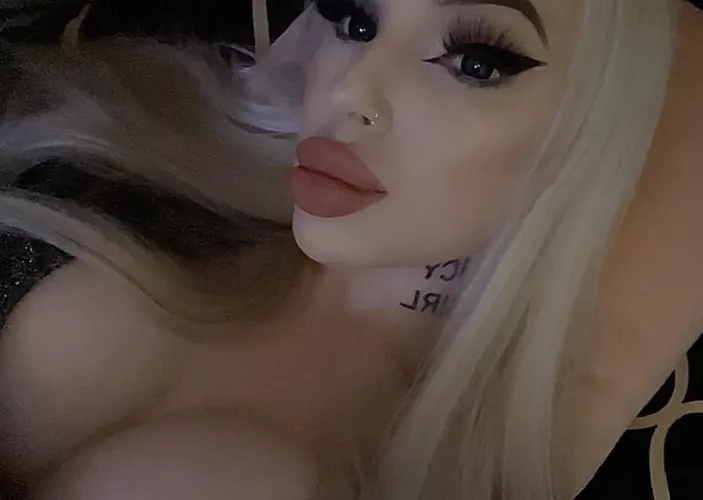 ❗️40% discount ONLY $8,99❗️ONLY FANS (link in bio) +130 POSTS ✨21 years old plastic barbie with big fake lips and fake boobs👀✨QUICK response to DMs🔥special/private requests available ✨sexting 🔥dick rates ✨fishnets/stockings 🔥l by charlotteventurax