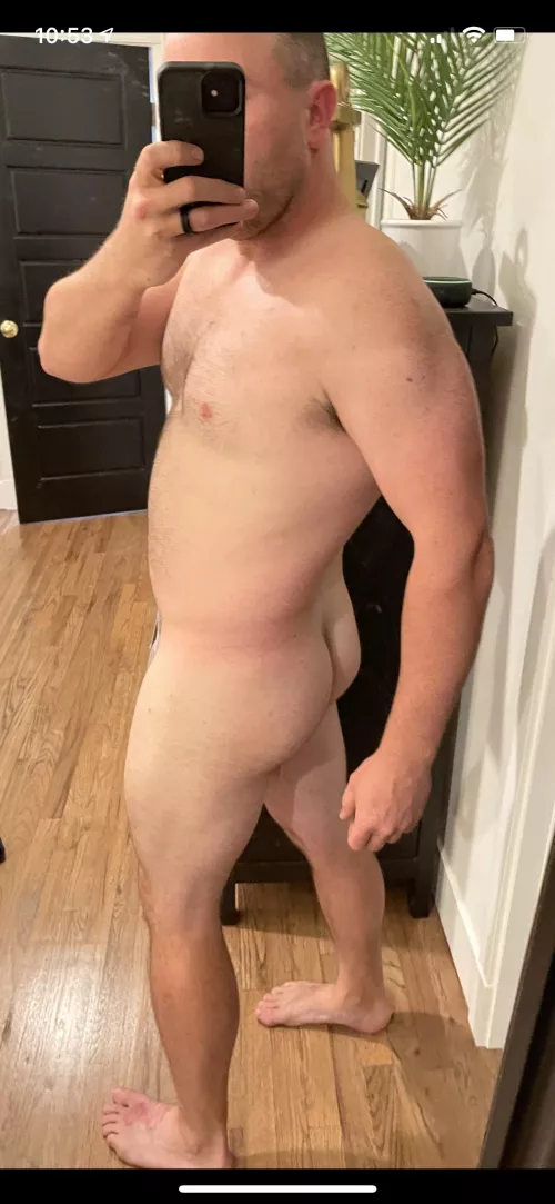 [40] I need some attention by BurnerAcct99999