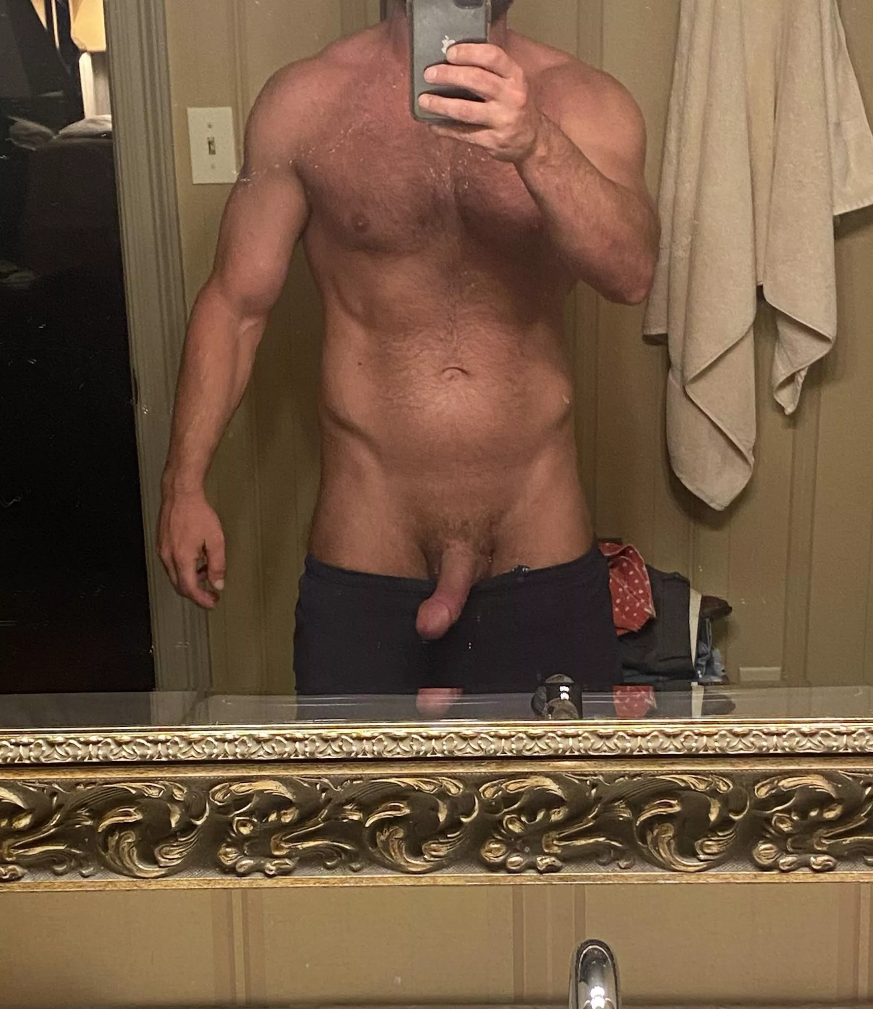 40 M Traveling to Lynchburg, VA 6/4-6/6 posted by Yellowfintunafish039