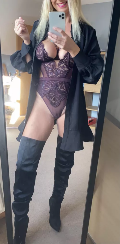 40 mom of 5 hoping age is just a number .. by Luckycharm29