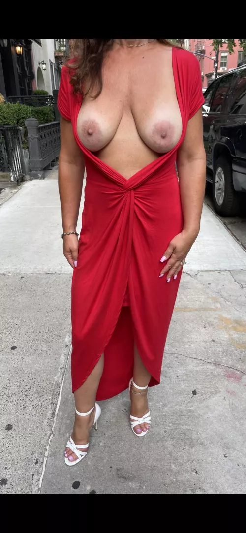 40 plus female who wants to meet me out for cocktails? by exceptionaltaste777