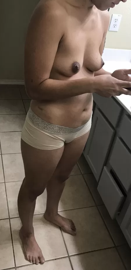 40 year old wife’s dark nipples. by amv2468