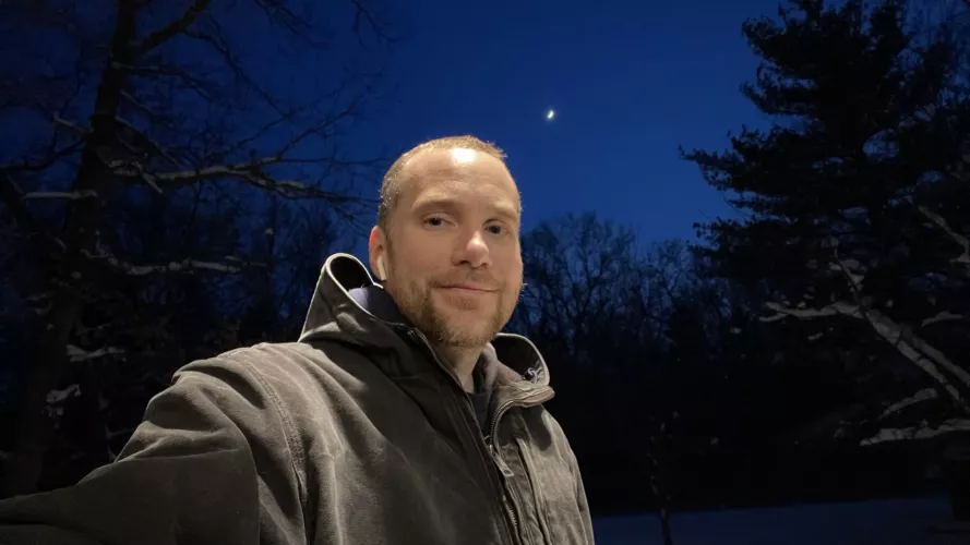 (41) It's such a beautiful night. by ChainsawDust