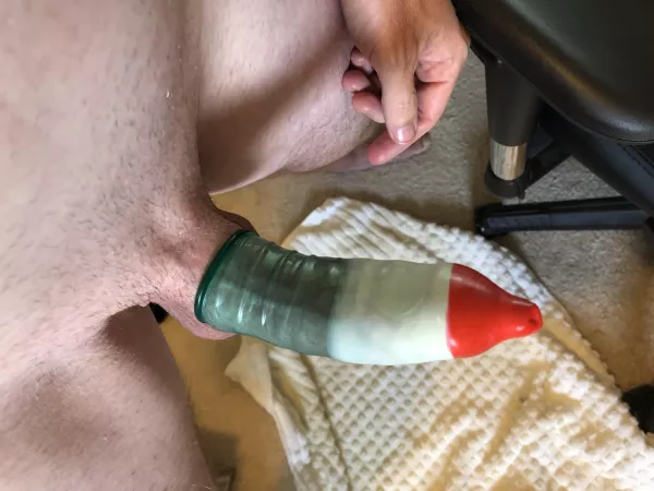 (41) Rain coat or Popsicle? by Tra5hPanda