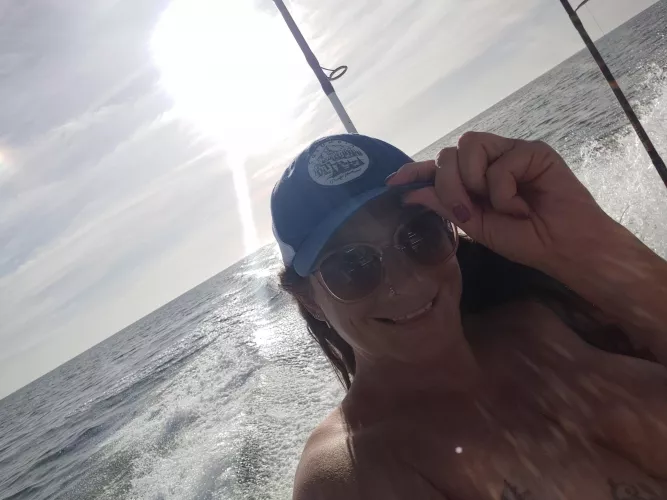 41 Tampa hotwife loves adult boat rides!!! Can't wait for 2022! Who's in? by all4her40