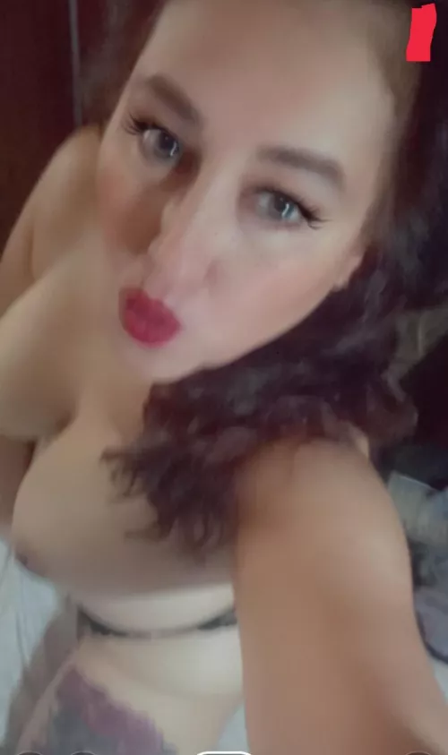 4'11 LatinaMilf by queen010105