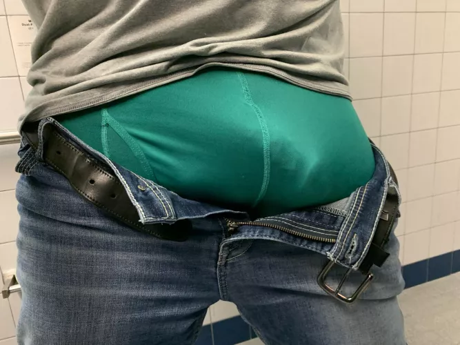 (42) Daddy would really love to tame this solid cock at work, who wants to play?! by Agency-National