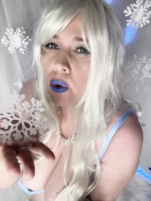 (42) Don’t worry, I’m the complete opposite of “frigid” 💋 (f) by Traci_Love