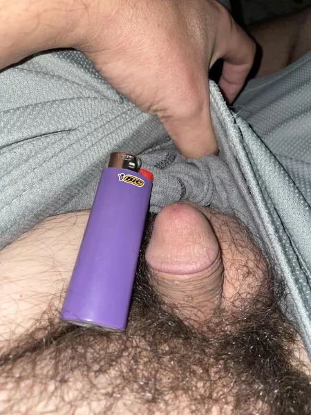 [42] Short and thin, now that’s a tiny dick… lots of fatties on here. by FrostyXi-