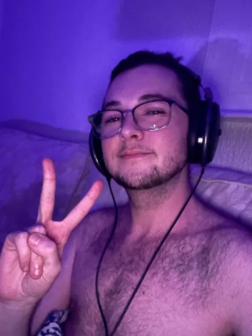 4:20am is the best time to game 🥰 by junsuker