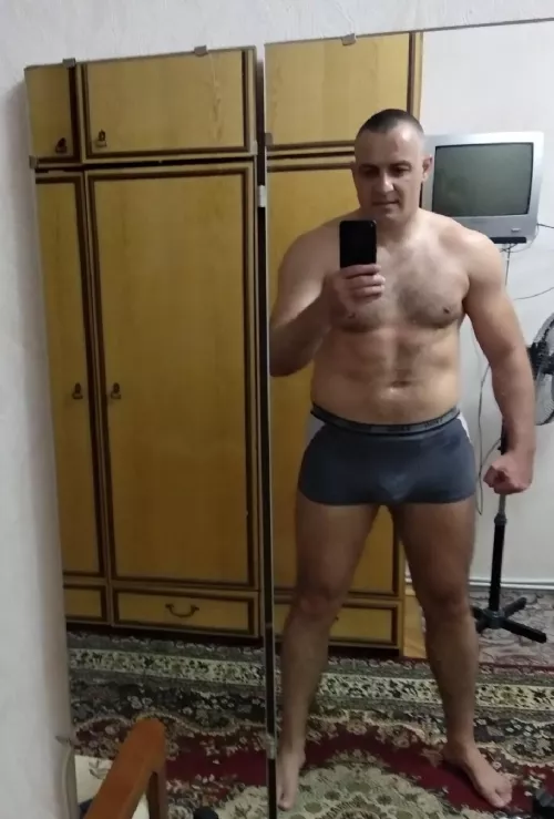 42[M] Good mood by No_Appointment5092