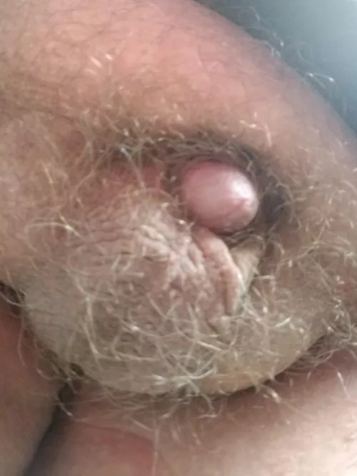 [43] cold in bathroom at work today by Virtual-Smell